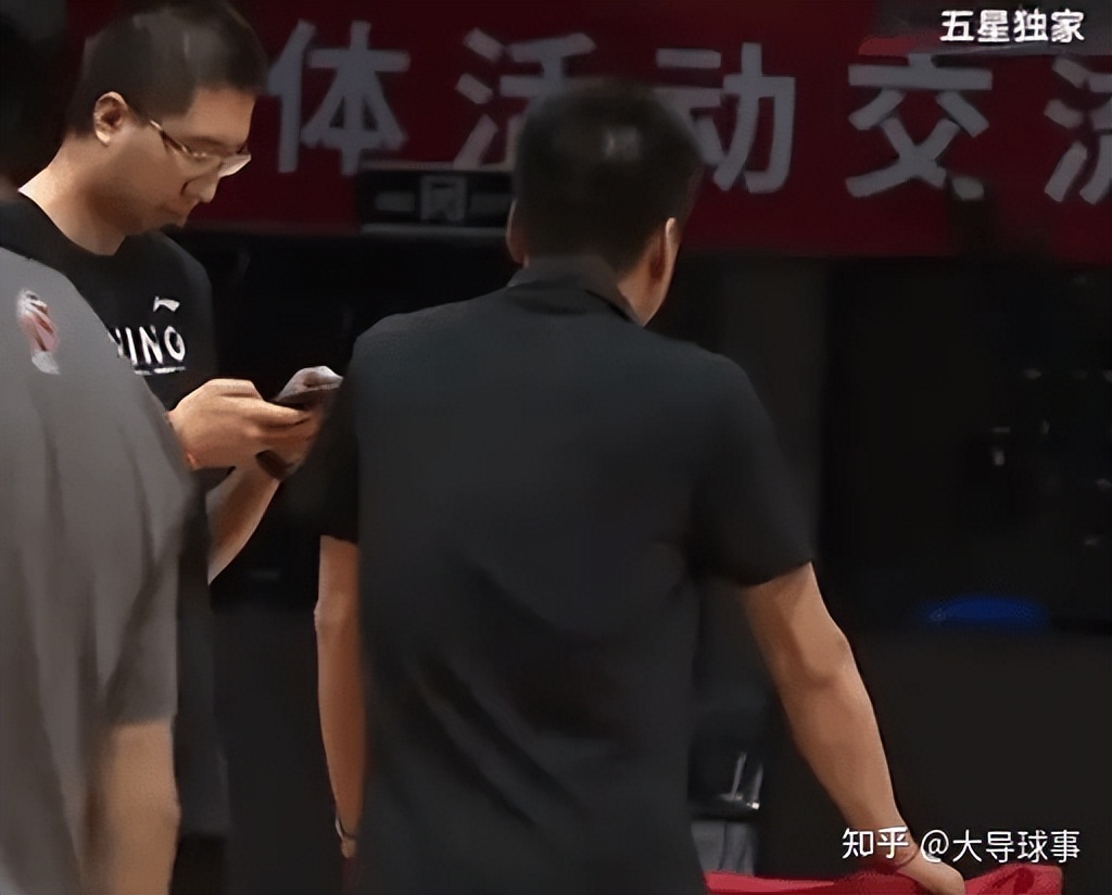 苏伟苏伟苏伟dj歌q曲_喊苏伟苏伟苏伟什么意思_苏伟为什么叫苏英雄