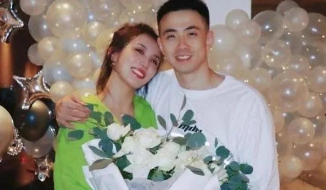 赵继伟微博新浪微博_赵继伟结婚时间_赵继伟王君瑞恋情曝光