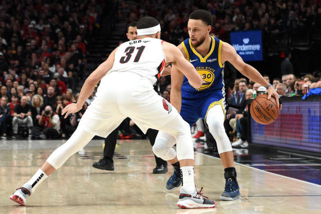 勇士vs开拓者季后赛3_勇士逆转开拓者3-0_NBA季后赛勇士对阵开拓者