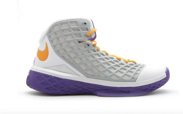 Nike Kobe系列球鞋_科比战靴回顾_科比篮球鞋系列