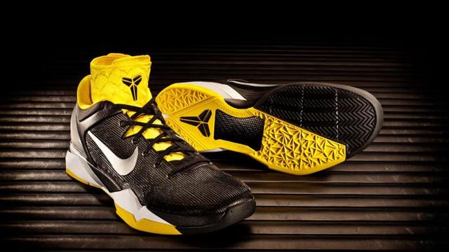 科比战靴回顾_Nike Kobe系列球鞋_科比篮球鞋系列