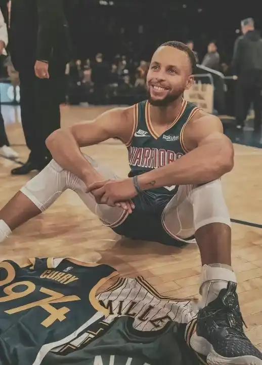 stephen·curry_阿耶莎库里婚姻生活_斯蒂芬·库里爱情故事