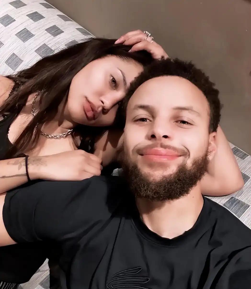 斯蒂芬·库里爱情故事_阿耶莎库里婚姻生活_stephen·curry