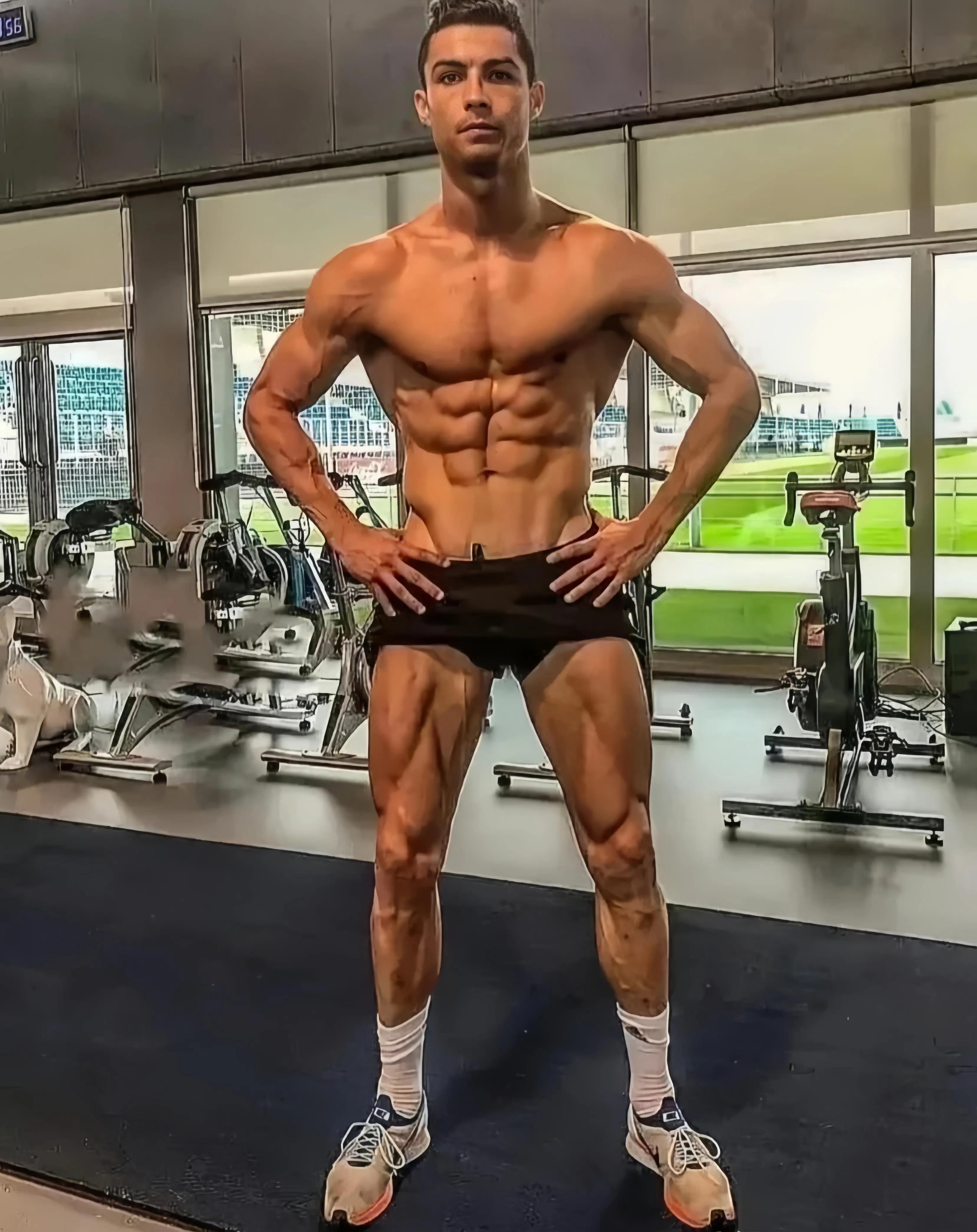 足球肌肉帅哥_21世纪足坛肌肉猛男盘点_足球肌肉男排名