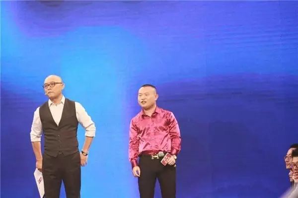  胡强相亲节目表现 _非诚勿扰 胡强 打游戏赚钱 _非诚勿扰打游戏全灭