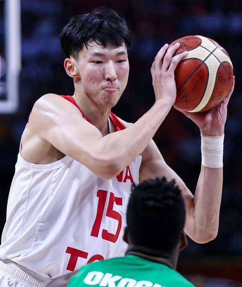 中国男篮大魔王_周琦篮球天赋_周琦 中国男篮领袖