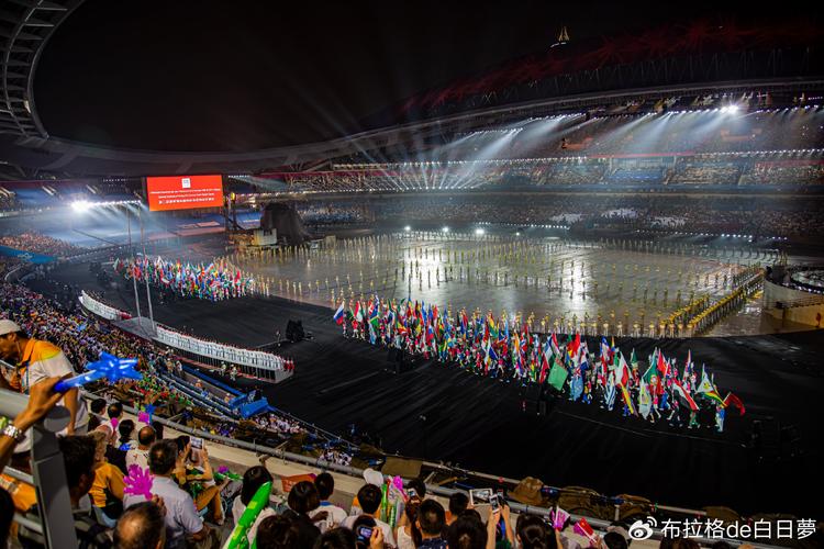 南京青奥会开幕式主题曲_南京青奥会开幕式主题_点亮未来青奥会
