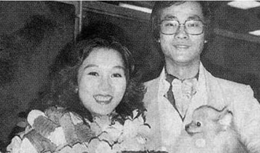 郑少秋沈殿霞女儿郑欣宜_郑欣宜沈殿霞视频_沈殿霞郑少秋爱情故事